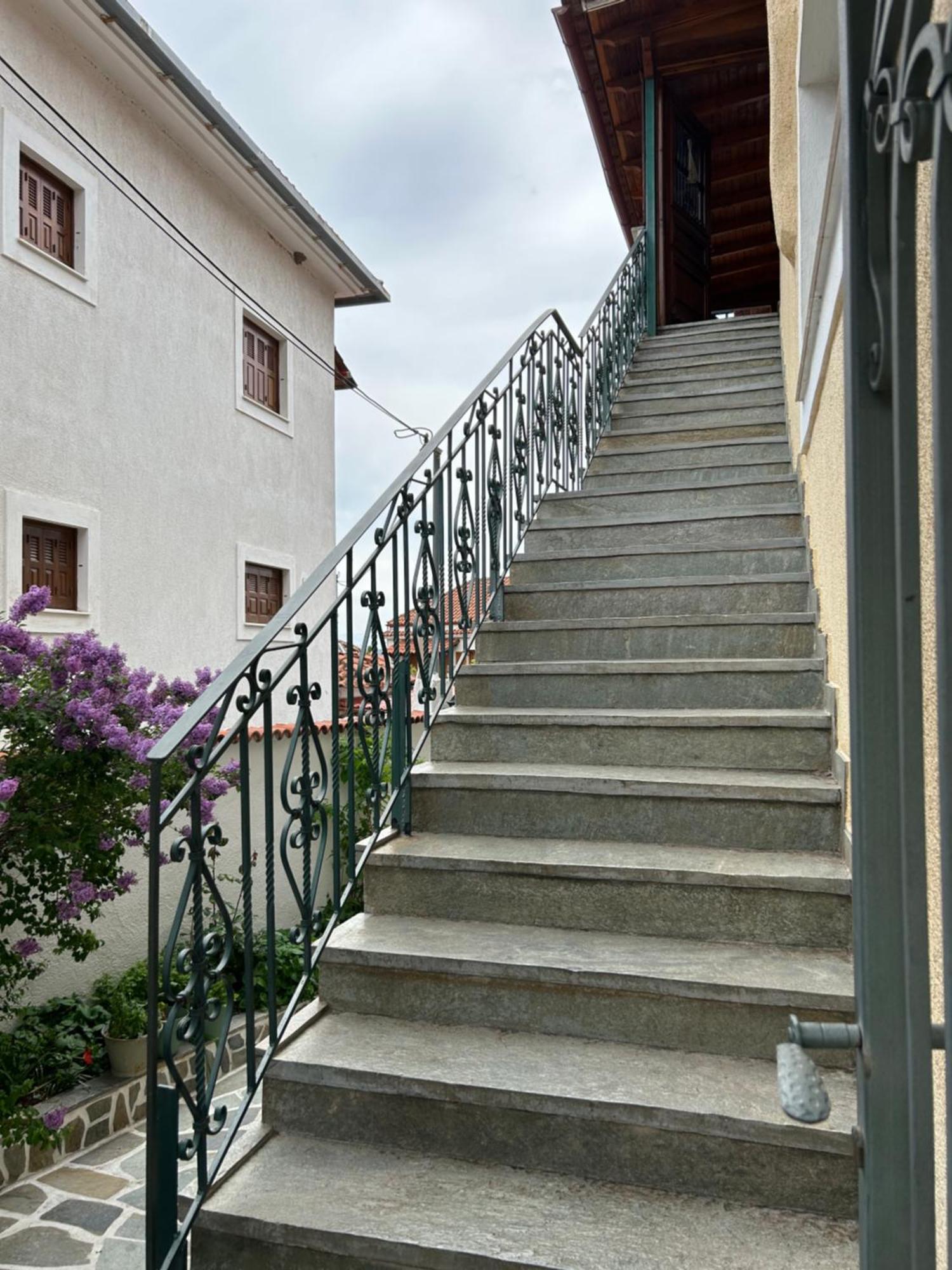 Guesthouse Doma Est 1991 Arachova Exterior foto